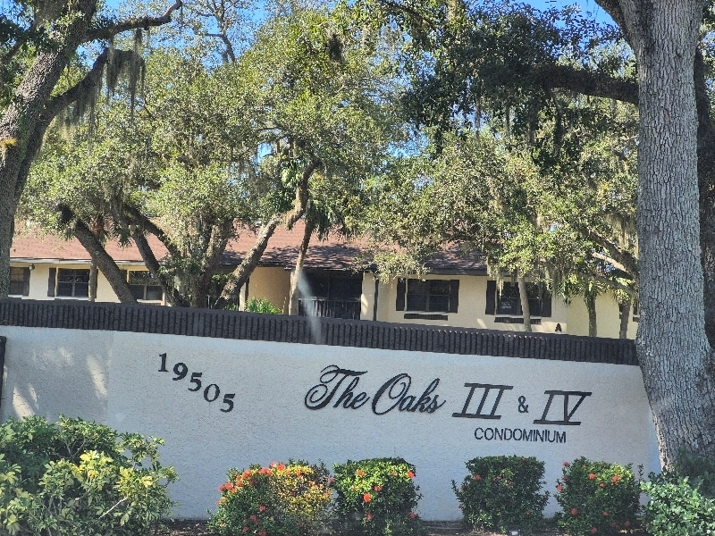 Building Photo - 19505 Quesada Ave