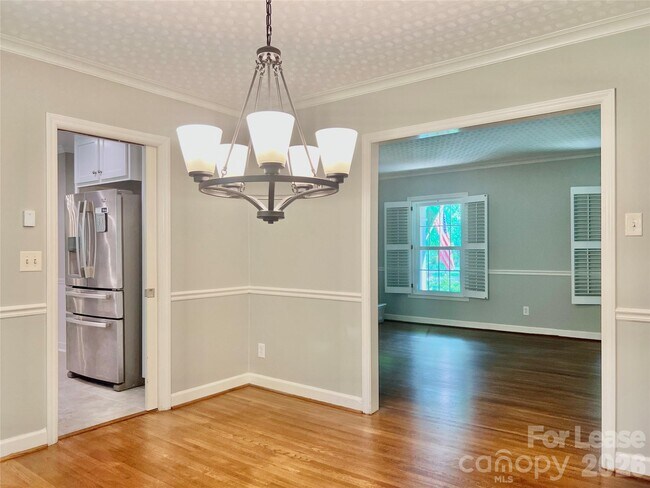 Building Photo - 6840 Newhall Rd