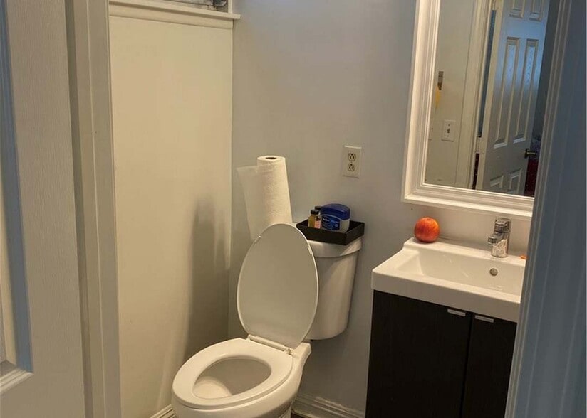 Building Photo - 20460 Flintgate Dr