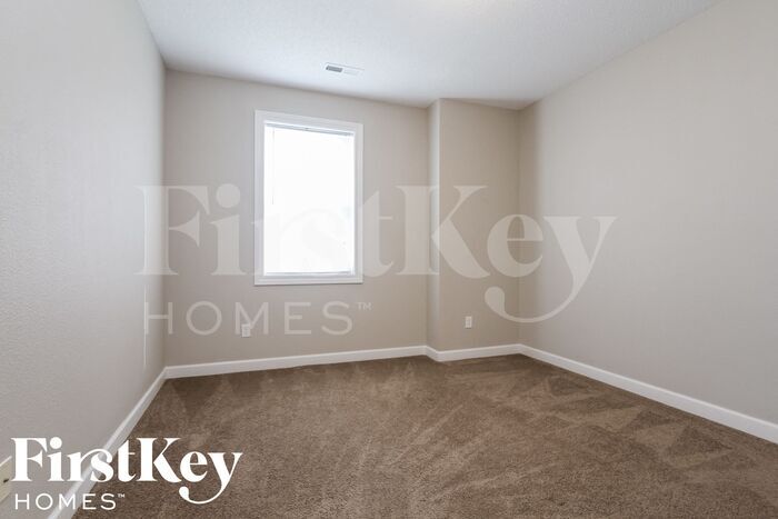 Building Photo - 9778 Rhodes Ln