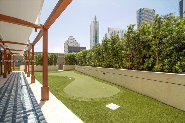 Building Photo - 801 S Miami Ave