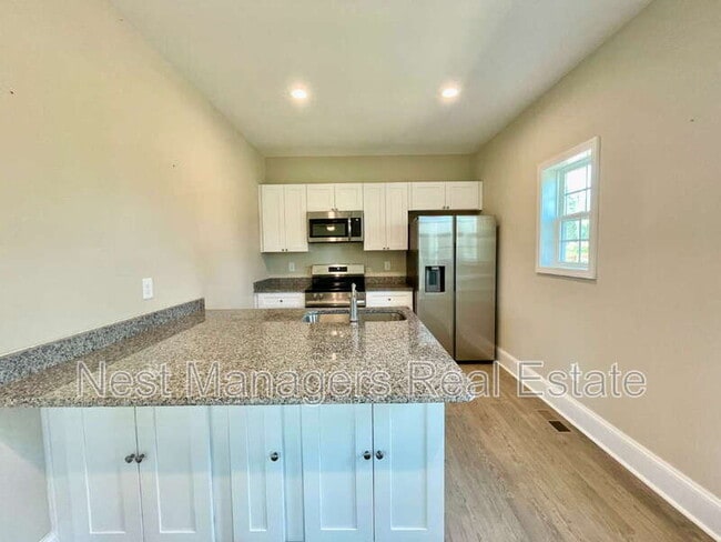 Building Photo - 733 Gridiron Wy