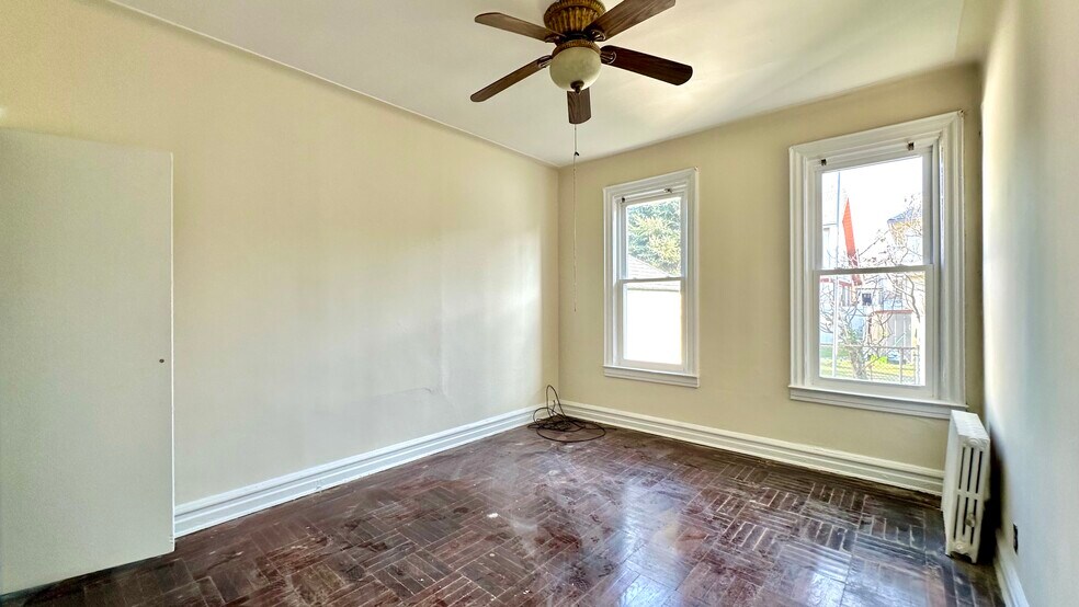 Building Photo - 3869 Bedford Ave