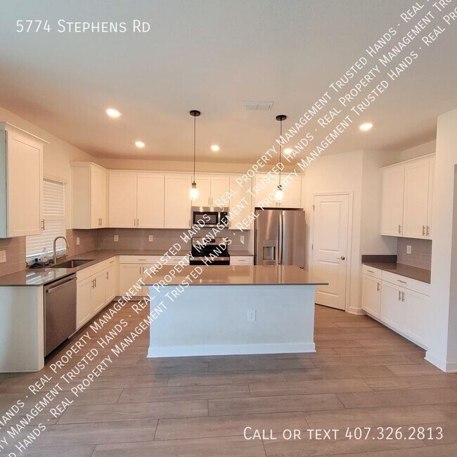Building Photo - 5774 Stephens Rd