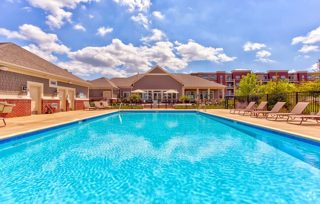 Building Photo - The Residences of Orland Park Crossing