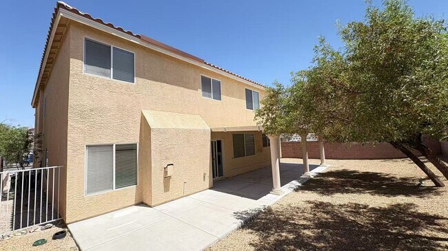 Building Photo - 6675 Coronado Crest Ave