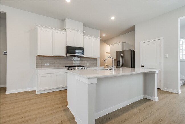 Building Photo - 12534 Nueces River Dr