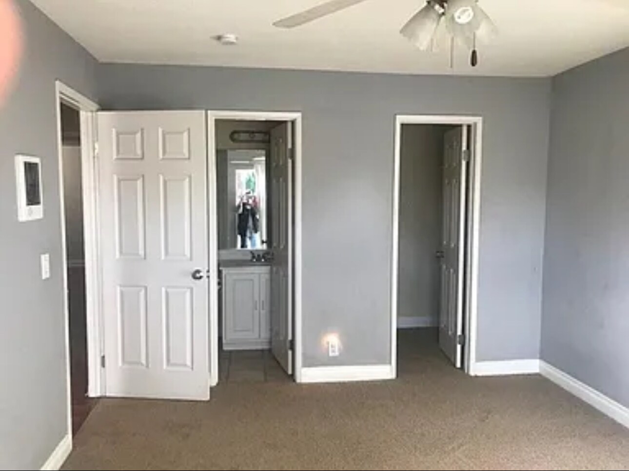 Building Photo - 620 E Lexington Ave