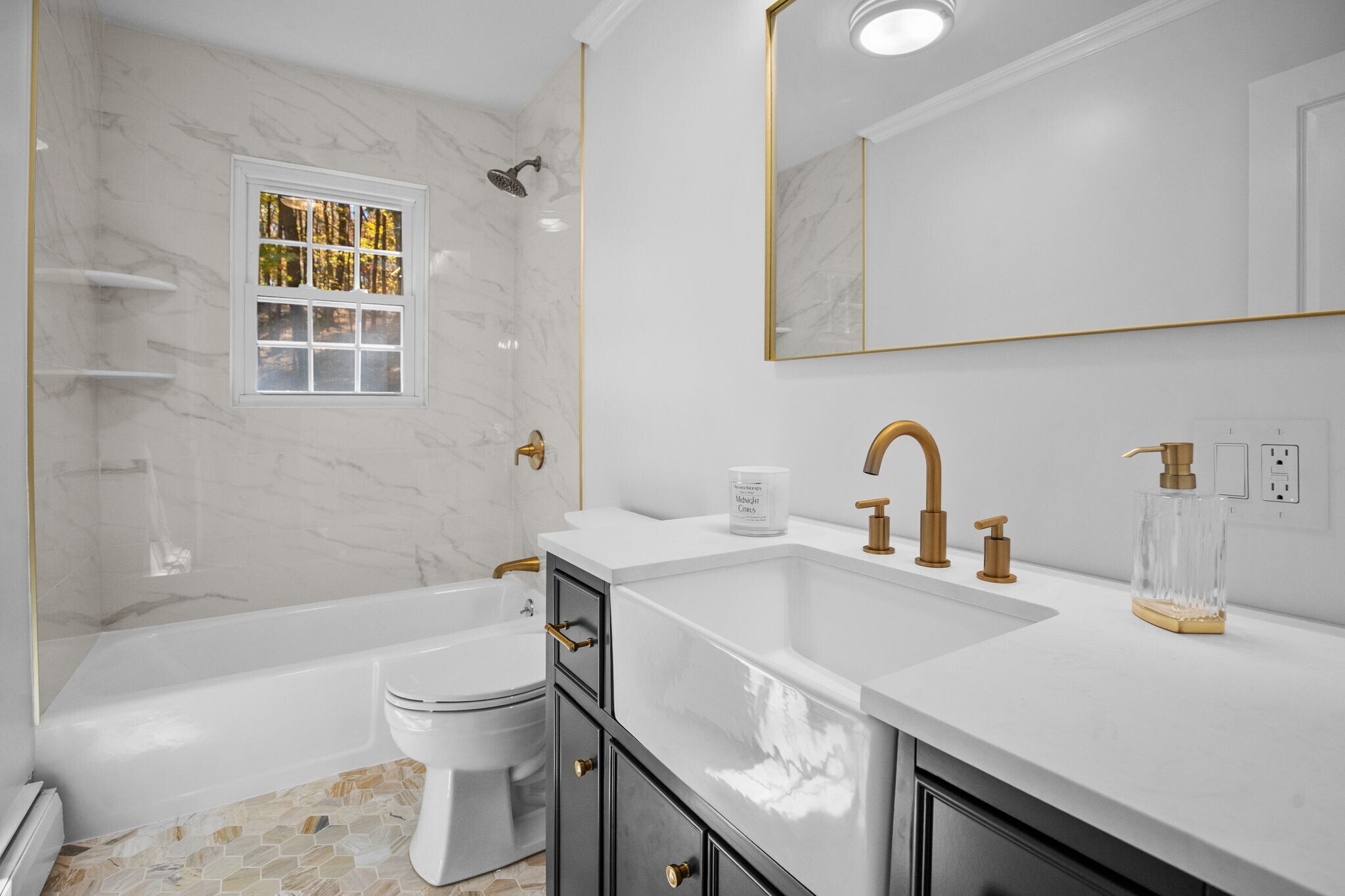 Building Photo - 341 Millwood Rd