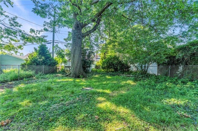 Building Photo - 21670 Wilmore Ave