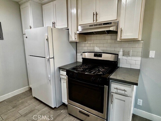 Building Photo - 17102 Emerald Ln