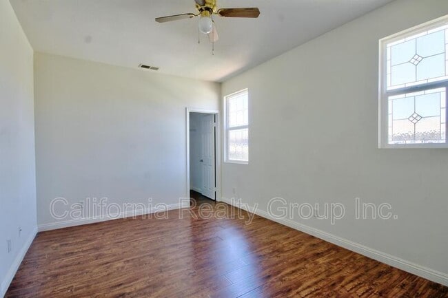 Building Photo - 34567 Spindle Tree St