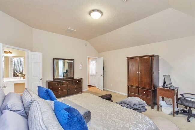 Building Photo - 19107 Mustang Pointe Ln