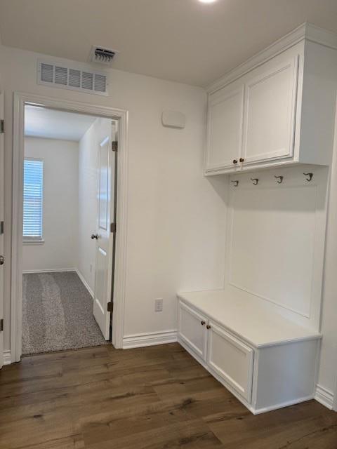 Building Photo - 253 Park Ln