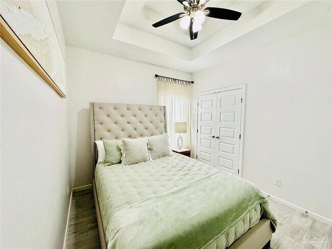 Building Photo - 4701 Mulberry Ave