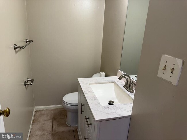 Building Photo - 418 Legato Terrace