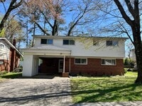 Building Photo - 912 Hoyt St