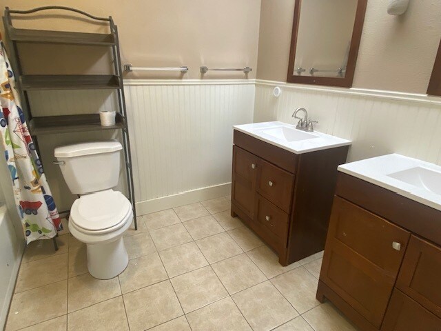 Building Photo - 2913 Moores Ln