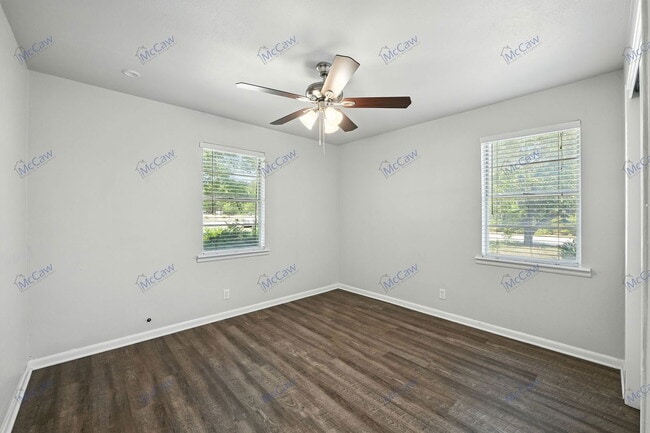 Building Photo - 223 Annetta Rd