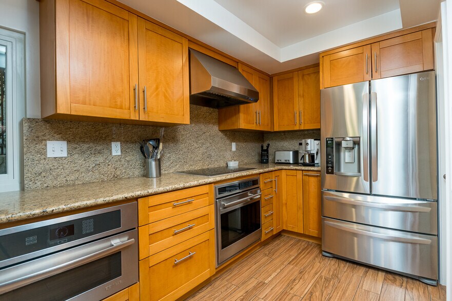 Building Photo - 783 Starlight Heights Dr
