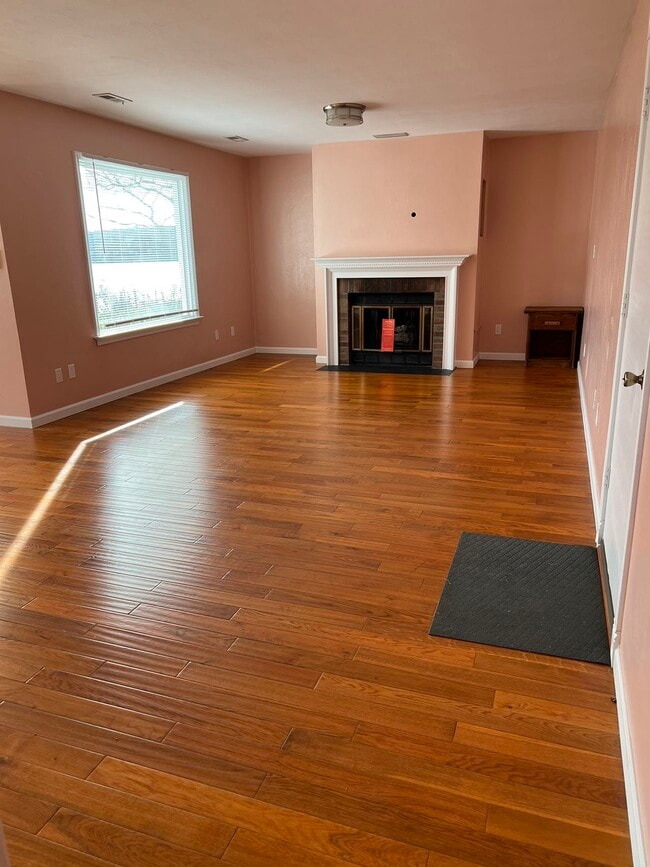 Building Photo - 1529 Plantation Lakes Cir