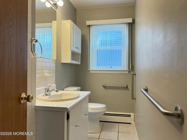 Building Photo - 9 Westport Dr