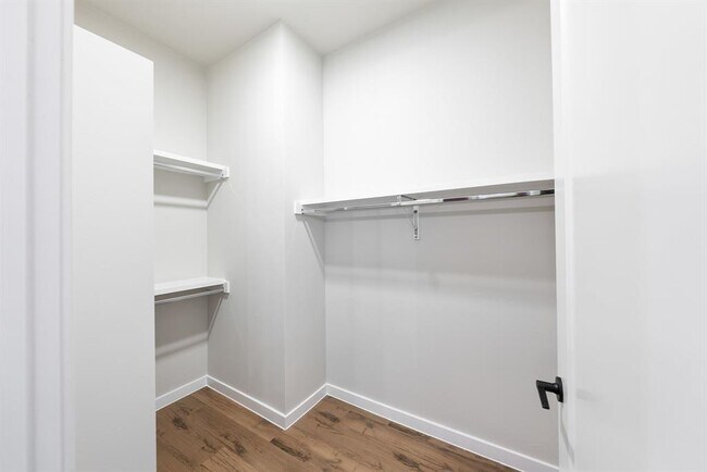 Building Photo - 4510 Terry-O Ln