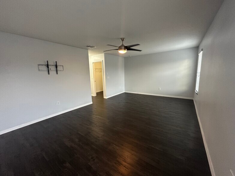 Building Photo - 15613 Mallard Rise Loop