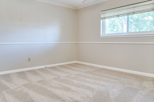 Building Photo - One-Story Home for Rent in Walnut Bend, Ho...