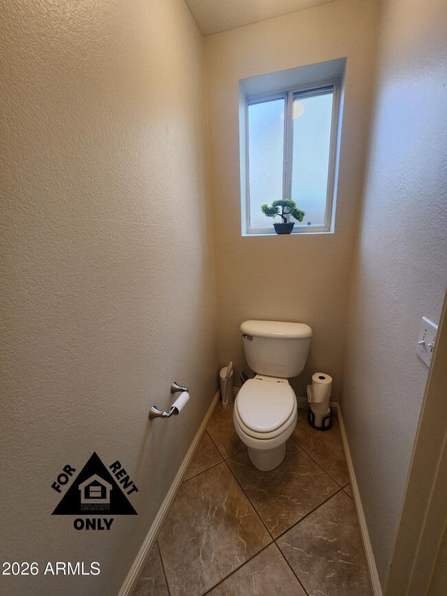 Building Photo - 14750 W Avalon Dr