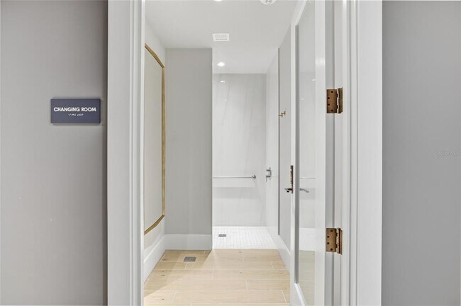 Building Photo - 275 1st Ave S