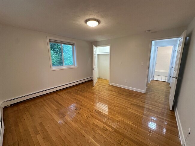 Building Photo - 32 Annese Rd