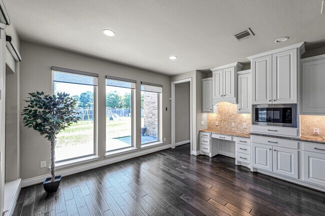 Building Photo - 1714 Rice Mill Dr