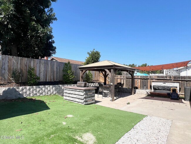 Building Photo - 5346 Cherry Ridge Dr