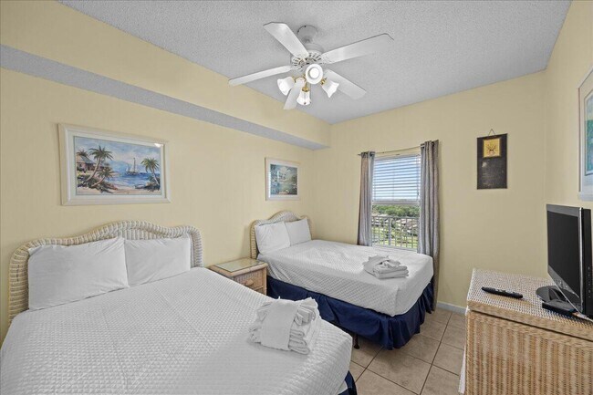 Building Photo - 1200 Scenic Gulf Dr
