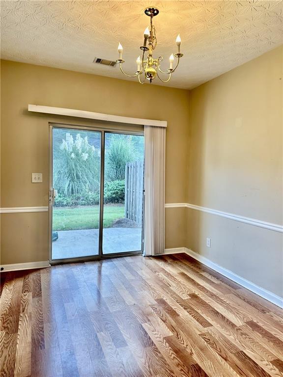 Building Photo - 658 Kenridge Dr