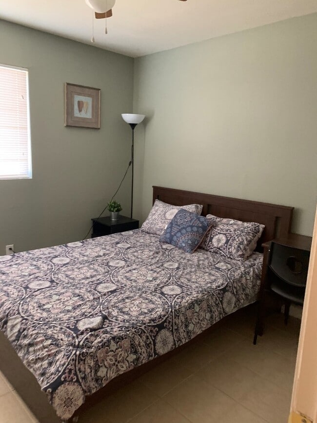 Building Photo - RENT READY!!! 3 BED 2 BATH IN NORTH LAS VEGAS!