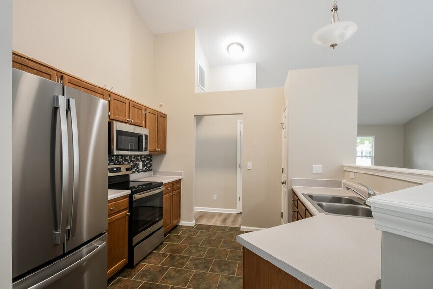 Building Photo - 981 Ariel Way