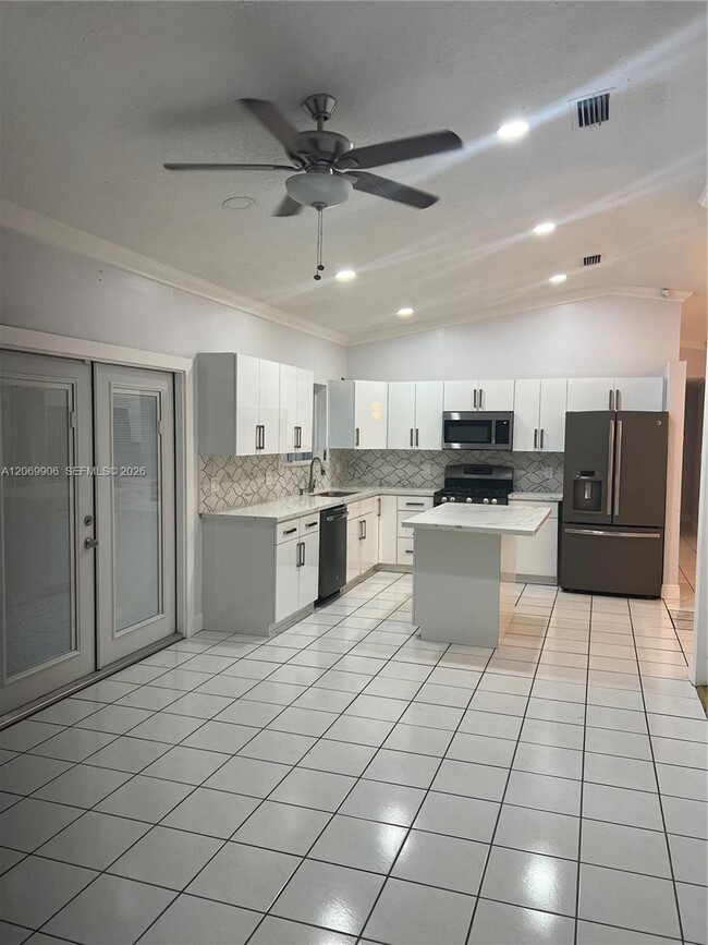 Building Photo - 9940 SW 155th St