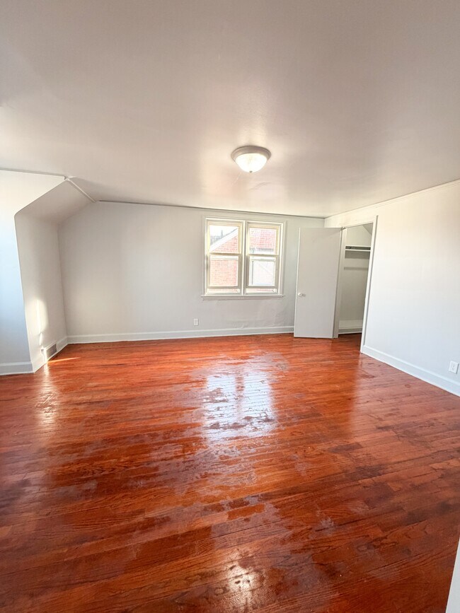 Building Photo - 18961 Steel St