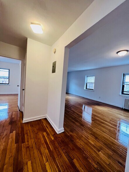 Building Photo - 223 Prospect Ave