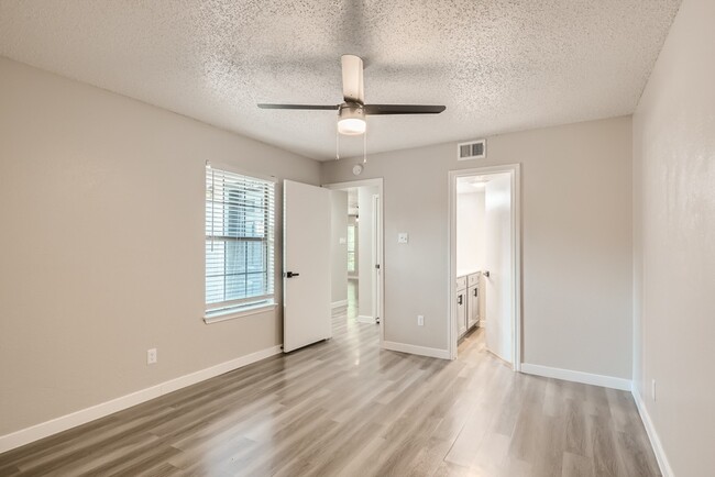 A4 Renovated - 1 Bed 1 Bath - Rise at Highland Meadows