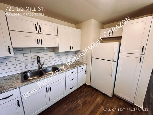 Building Photo - 721 1/2 Mill St.-