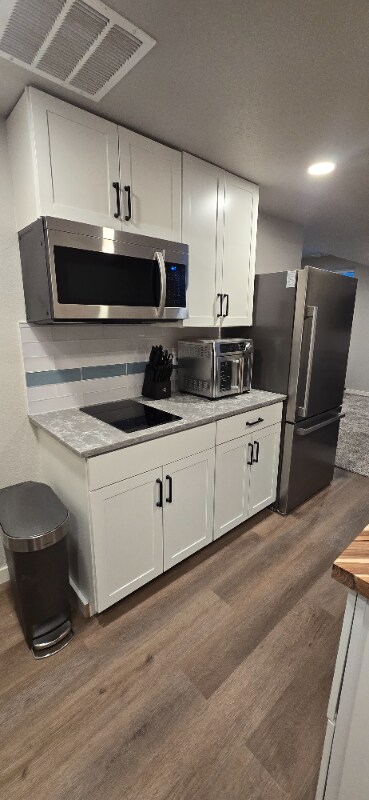 Building Photo - 618 Apex Trail