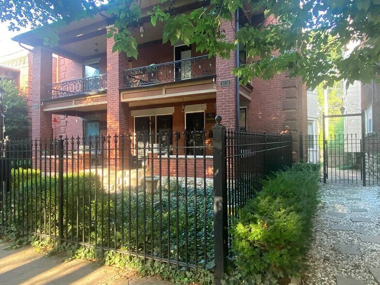 Building Photo - 3531 Wyandotte St