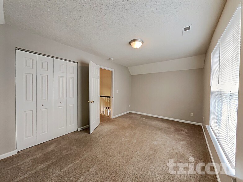 Building Photo - 3651 Stonefield St SW