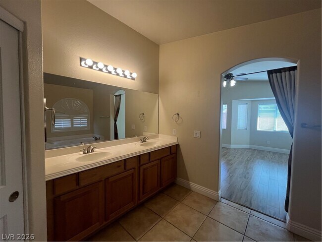 Building Photo - 3309 Blueberry Climber Ave