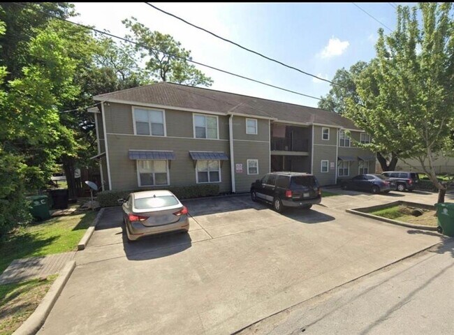 Building Photo - 2302 Colorado St