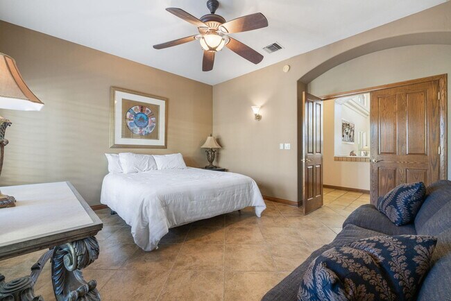 Building Photo - 50180 Vista Montana Rd