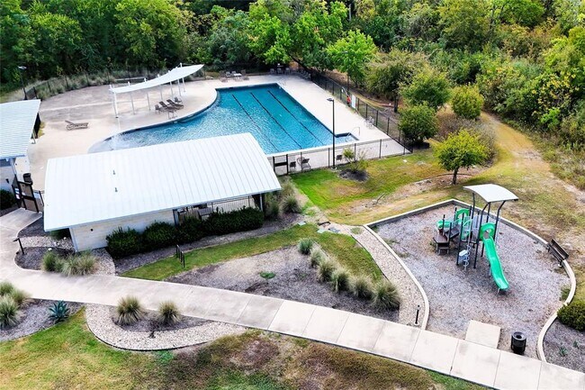 Building Photo - 8307 Dampton Ln